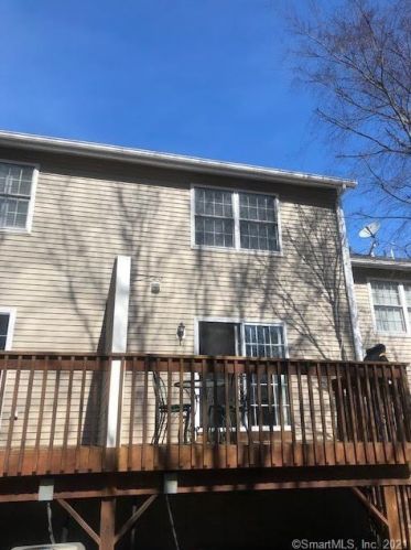 39 Coram Rd, Huntington CT  06484-4015 exterior