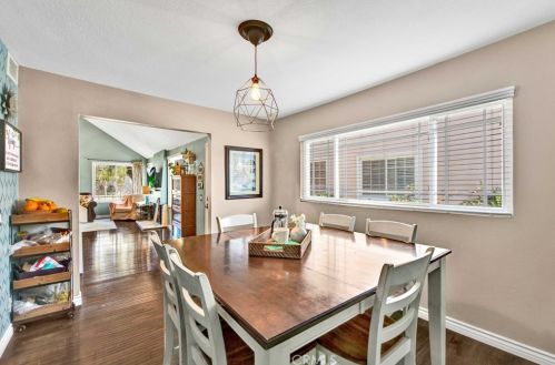 6236 Woodsboro Ave, Anaheim CA  92807-2347 exterior