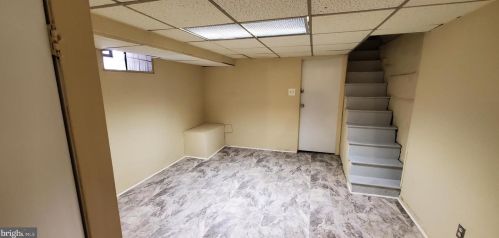 6819 Jackson St, Philadelphia PA  19135-2211 exterior