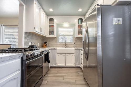 1026 Enslen Ave, Modesto, CA 95350-5111