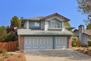 1033 Hampshire Ln, Windsor, CA 95492-8536