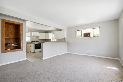 7070 Raritan St, Denver, CO 80221-2549