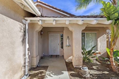 77 Trinity St, Oceanside, CA 92057-6017