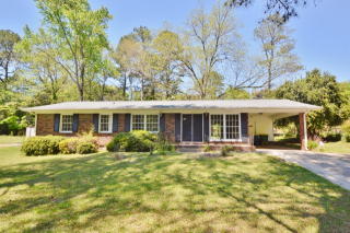 120 Holly Ln, Athens, GA 30606-2310