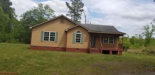 5295 Freedom Rd, Rowesville, SC 29133-9414