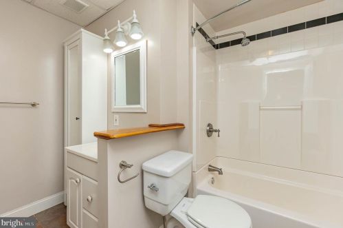 355 Mount Royal Ave, Aberdeen MD  21001-1946 exterior