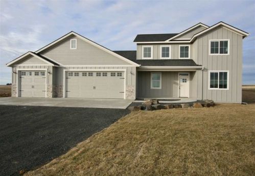 15512 Madison Rd, Valleyford, WA 99036