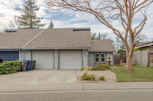 5639 Cypress Point Dr, Citrus Heights, CA 95610-7959