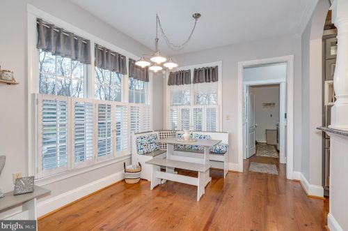 874 Pheasant Hill Rd, Summit Point WV  25446-3634 exterior