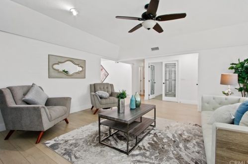 1901 West Wind, Santa Ana CA  92704-7143 exterior