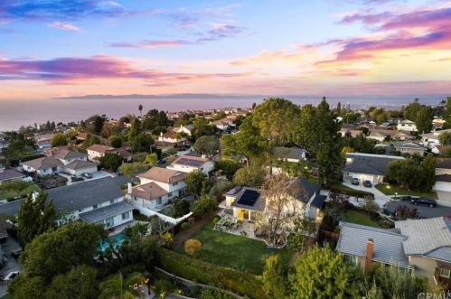 6128 Queenridge Dr, Palos Verdes Estates, CA 90275-3347