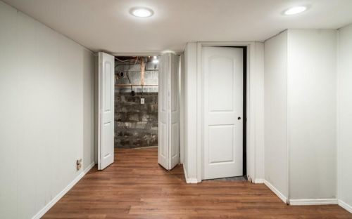 2350 Manor Ave, Atlanta GA  30344-1028 exterior
