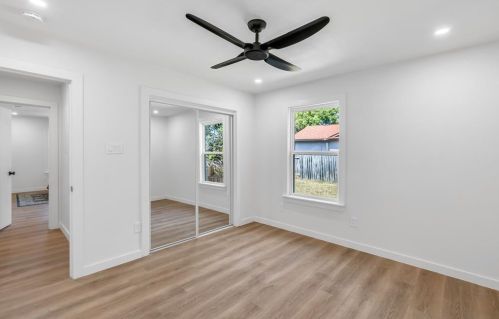 8408 Cayuga Dr, Austin TX 78749-3972 exterior