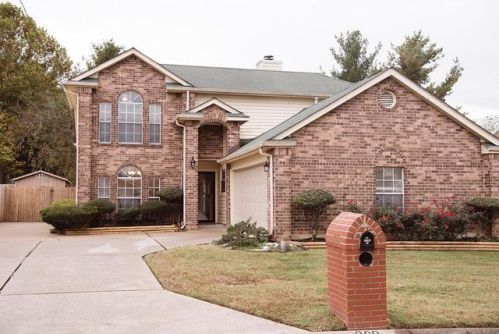 909 Moleah Ct, Hermitage, TN 37076-3332
