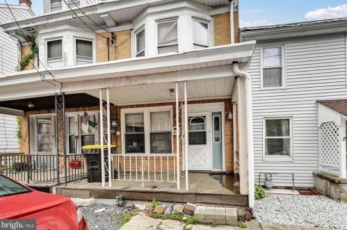 1630 Norwegian St, Primrose, PA 17901-2108