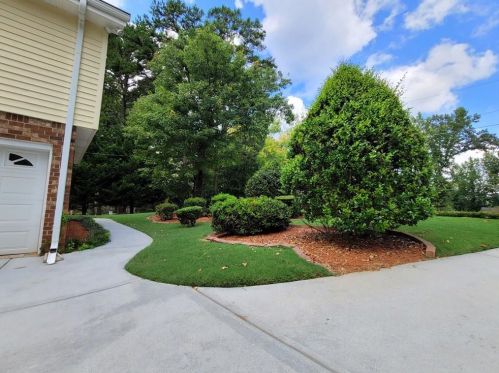 786 John Alden Rd, Stone Mountain, GA 30083-4753