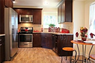 10521 Messina Dr, Whittier, CA 90603-2425