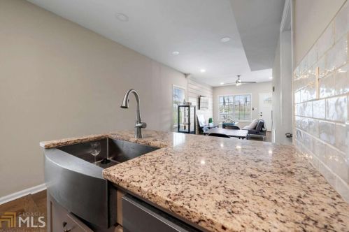 216 Delevan St, Atlanta GA  30315-2104 exterior