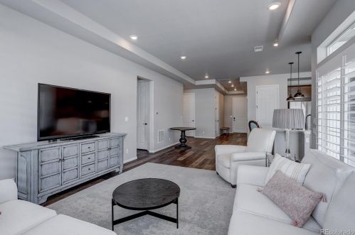 5019 Quatar St, Denver CO  80019-3556 exterior