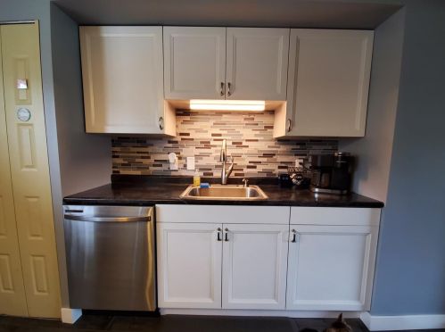 423 Saginaw Dr, Valpo IN 46385-8117 exterior