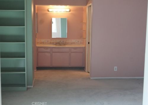 1995 Bayshore Dr, Anaheim CA  92801-1708 exterior