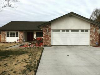 942 Orangewood Ct, Lemoore, CA 93245-3773