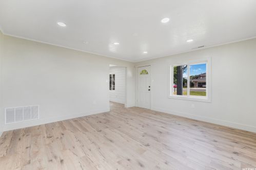 15 100, Woodland Hills UT 84653-9105 exterior