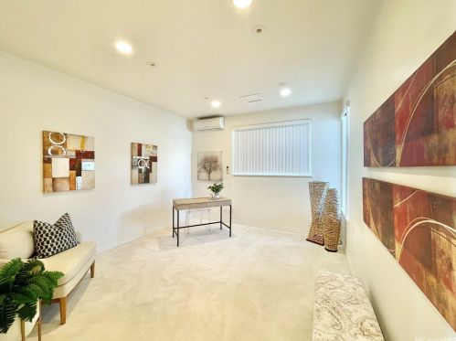 971 Koae St, Honolulu HI  96816-5004 exterior