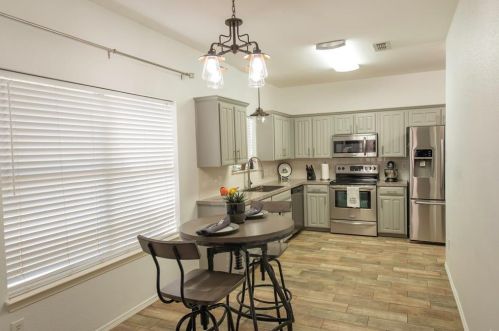 6904 Coldwater Canyon Rd, Fort Worth TX  76132-3558 exterior
