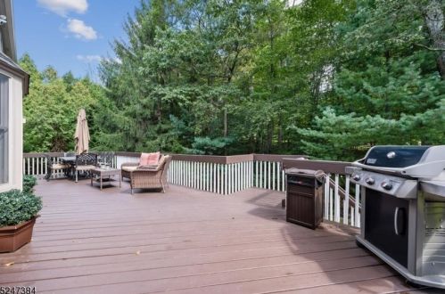 35 Olde York Rd, Dover NJ  07869-2720 exterior