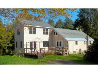 37 Rocky Rd, Putney, VT 05346-9110