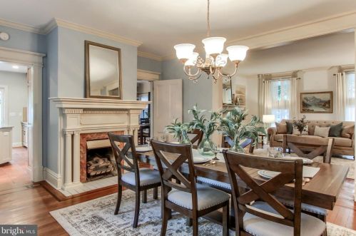 251 Hanover St, Carlisle PA  17013-1928 exterior