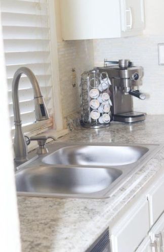 1860 Overland St, Colton, CA 92324-6304