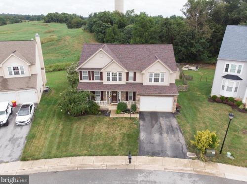 451 Hughs Rd, Charles Town, WV 25414-5554