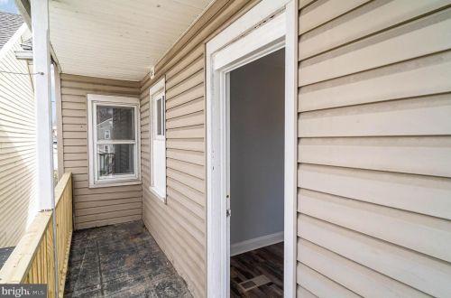 157 Penn St, Carlisle PA  17013-2435 exterior