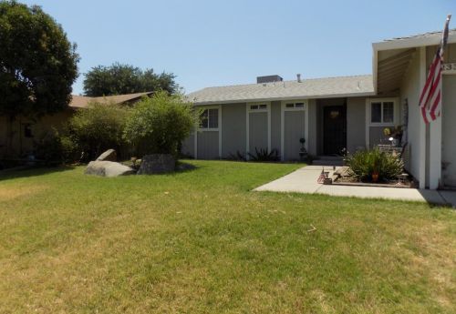 2331 Willow St, Dos Palos, CA 93620-2926