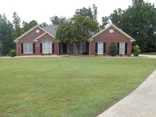 106 Lexington Ct, Ellerslie, GA 31807-5364