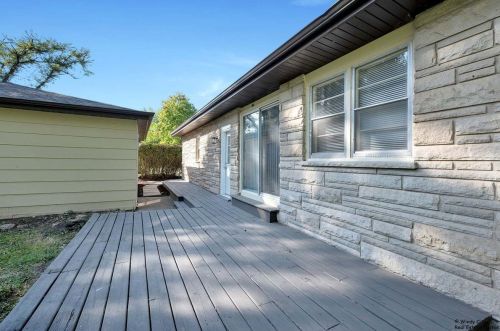 4334 Nunda Ave, Bull Valley, IL 60014-2537