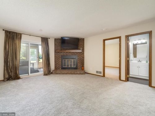 3274 Camelot Dr, Saint Paul MN  55125-2754 exterior