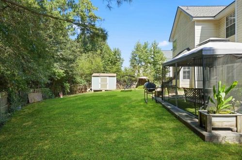 548 Harvick Cir, Stockbridge GA  30281-4451 exterior