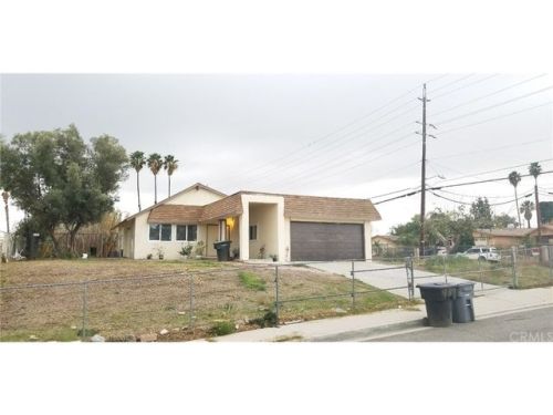939 Choctaw Ct, Perris, CA 92570-1822