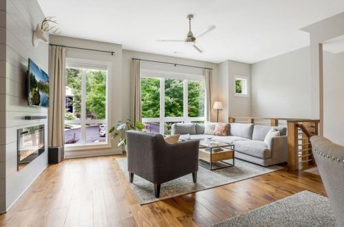 2429 Field Way, Atlanta, GA 30319-4094