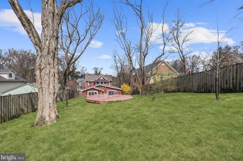 716 Silver Spring Ave, Silver Spring MD 20910-4615 exterior