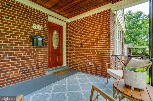 2218 Osborn Dr, Silver Spring MD 20910-1323 exterior