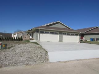 2018 Parkside Ct, Coyne Center, IL 61264-7600