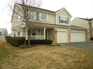 75 Lemans Dr, Wheeling IL  60090-6761 exterior