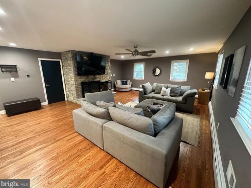 2304 Cloverdale Dr, Fallston MD  21047-1618 exterior