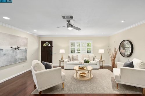 391 Maureen Ln, Concord CA  94523-2136 exterior