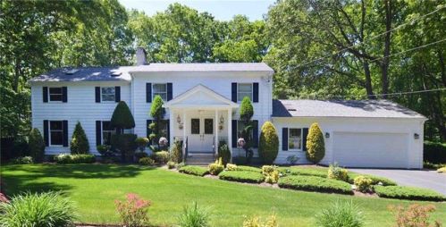 109 Angell Rd, Lincoln, RI 02865-4718