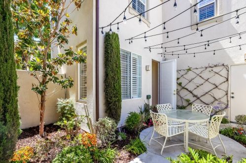 77 Canyoncrest, Irvine CA  92603-0131 exterior